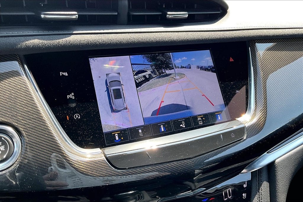 2024 Cadillac XT6 Sport