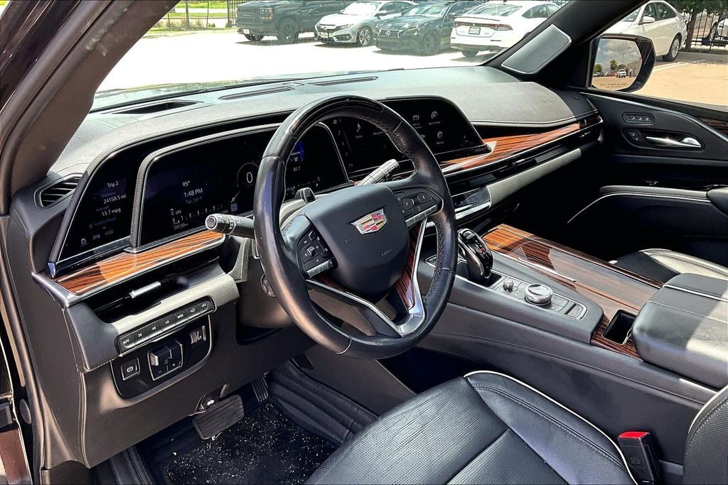 2022 Cadillac Escalade Premium Luxury