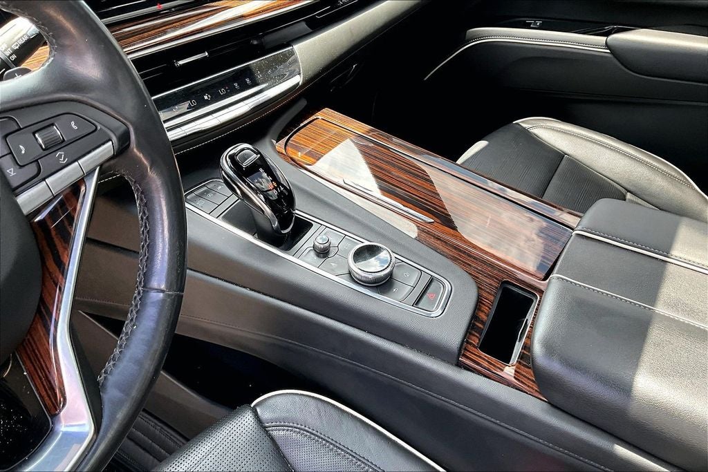 2022 Cadillac Escalade Premium Luxury