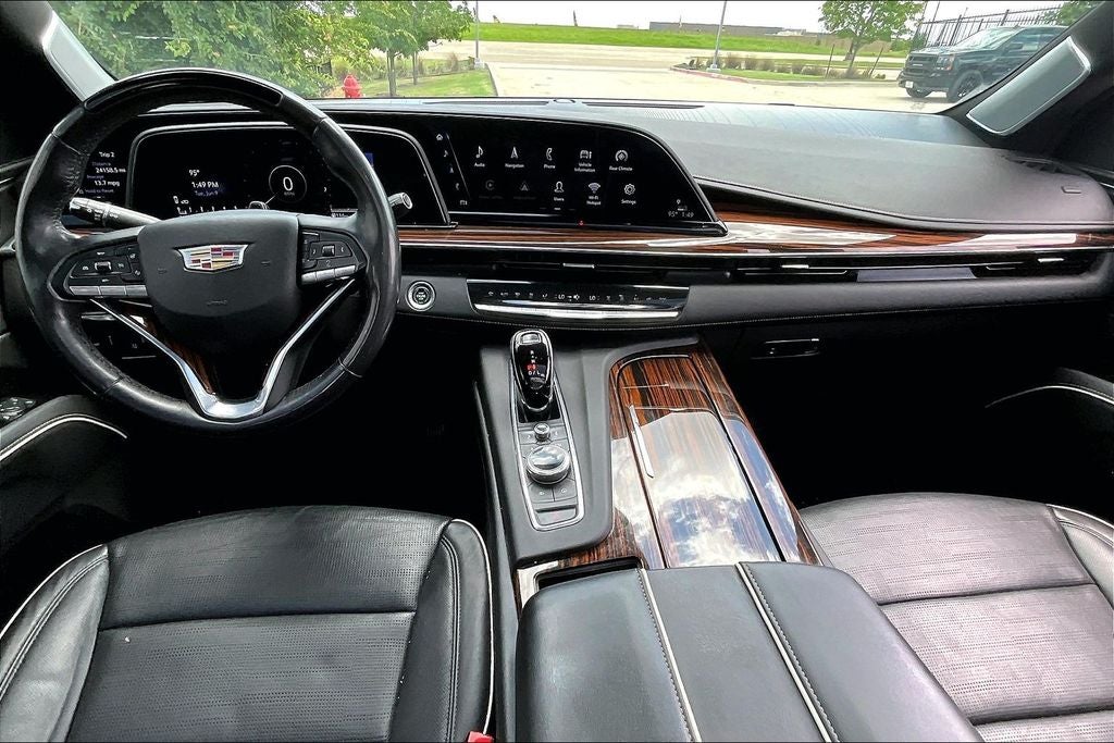 2022 Cadillac Escalade Premium Luxury