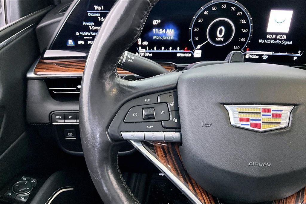 2022 Cadillac Escalade Premium Luxury