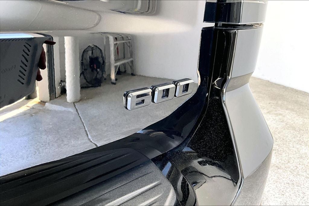 2025 Cadillac Escalade Sport