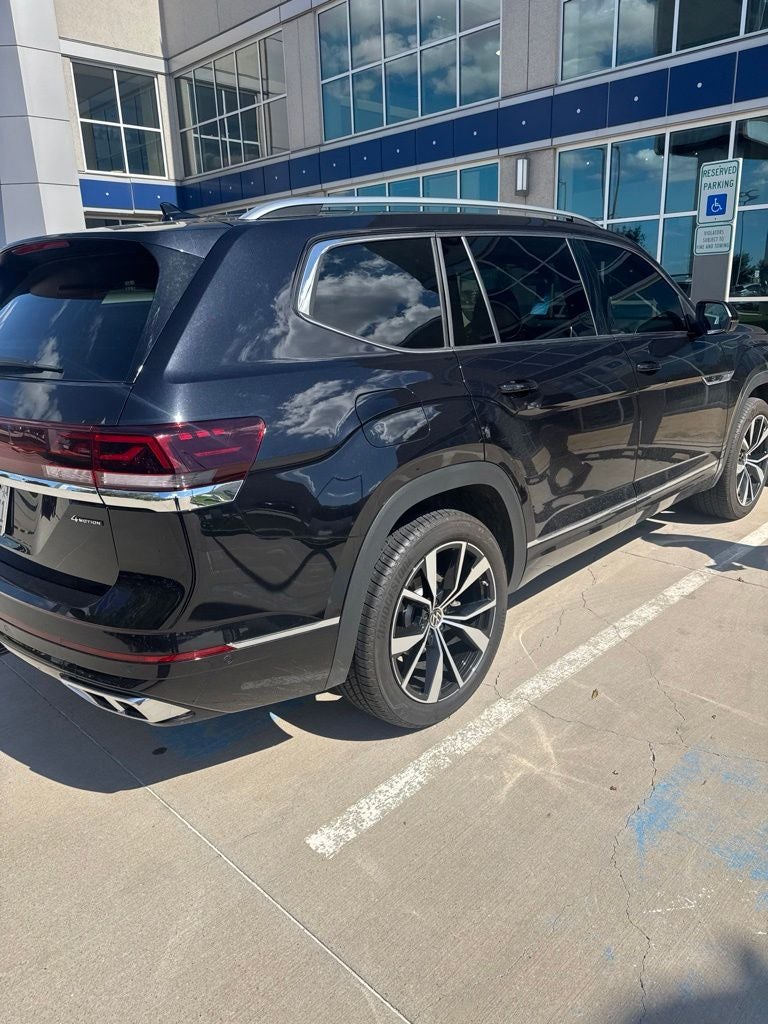 2025 Volkswagen Atlas 2.0T SEL Premium R-Line