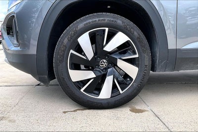 2025 Volkswagen Atlas Cross Sport 2.0T SE w/Technology