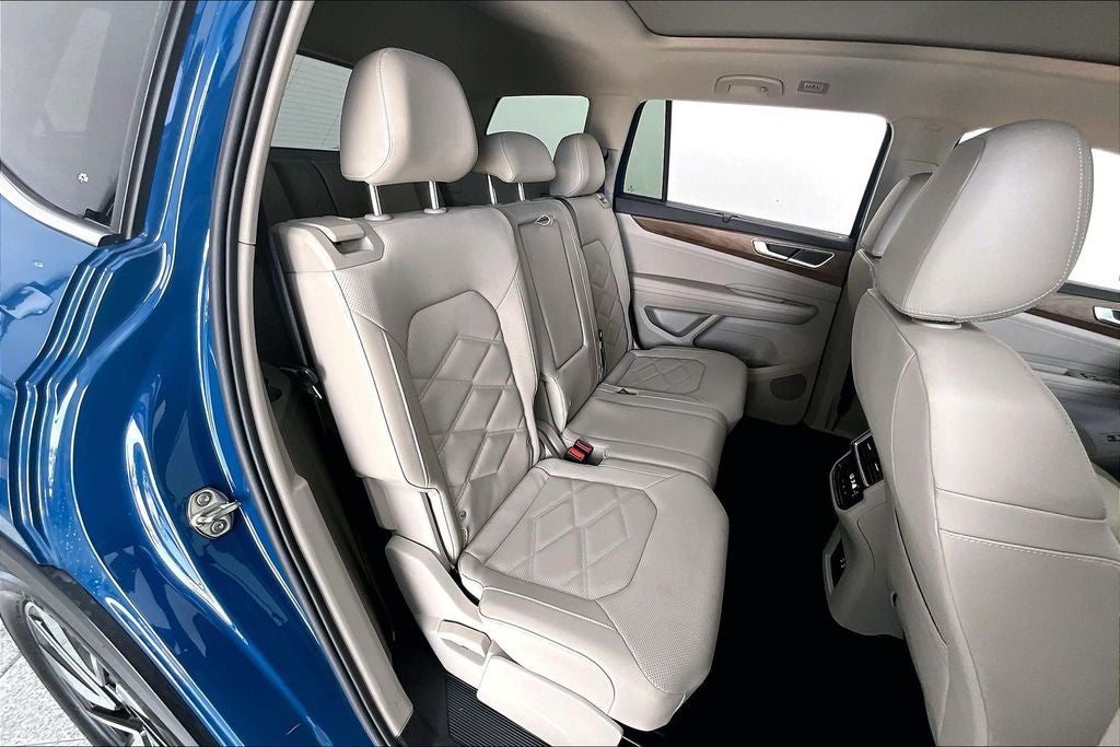 2025 Volkswagen Atlas 2.0T SE w/Technology