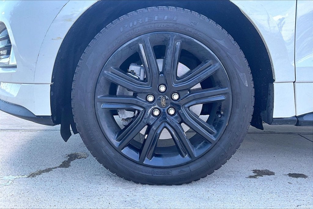 2021 Ford Edge ST Line