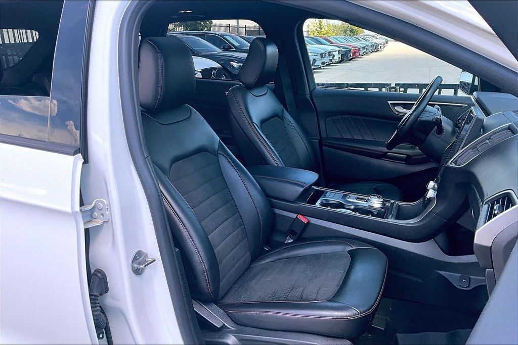 2021 Ford Edge ST Line