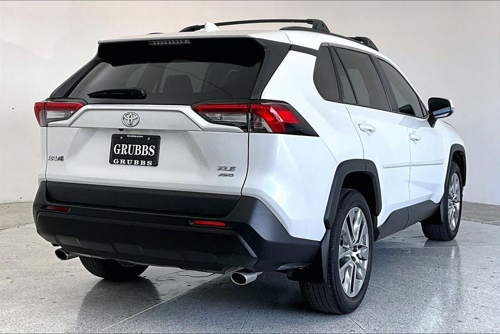 2023 Toyota RAV4 XLE Premium
