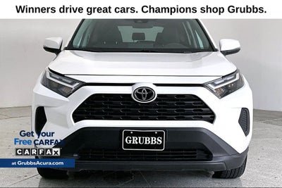 2025 Toyota RAV4 XLE