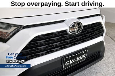 2025 Toyota RAV4 XLE