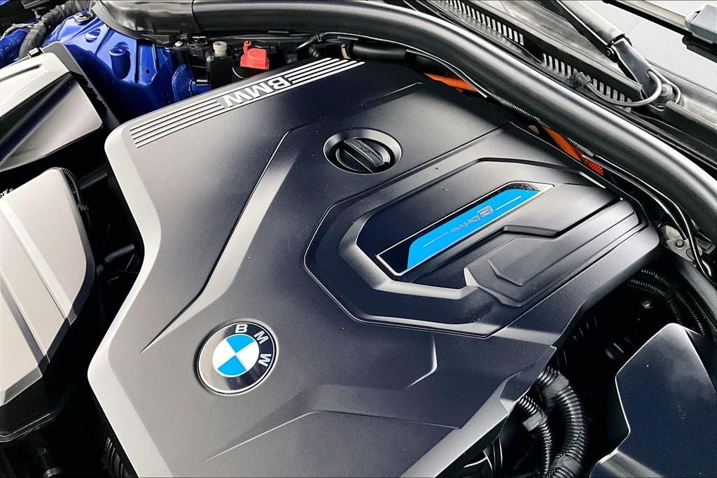 2021 BMW 3 Series 330e iPerformance