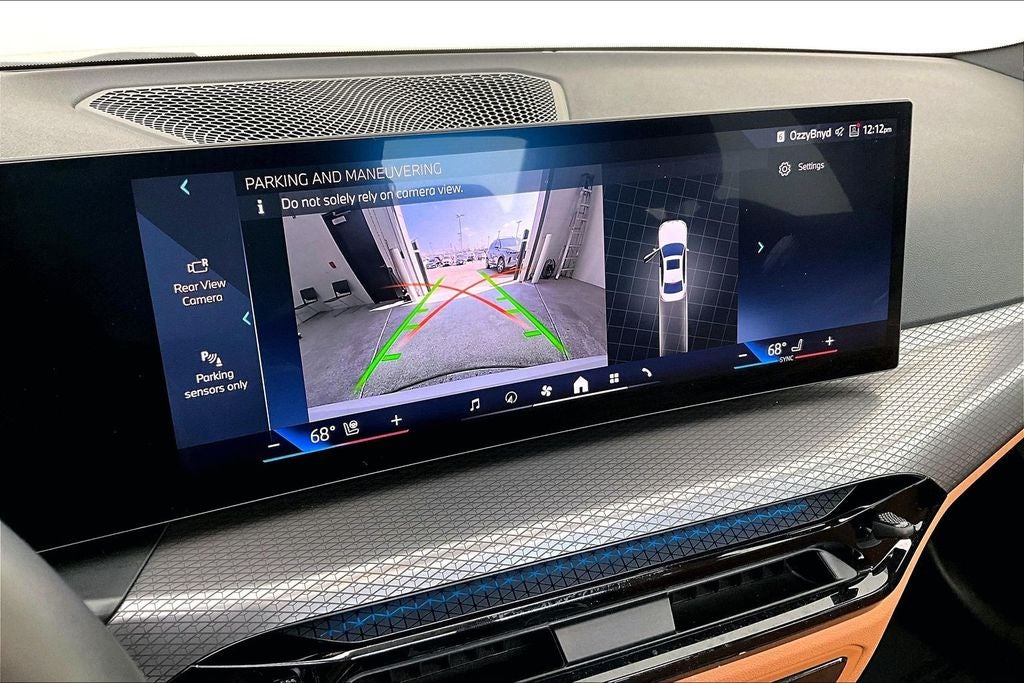 2025 BMW 3 Series 330i xDrive M Sport