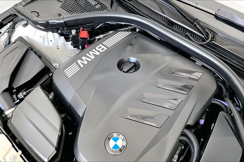 2025 BMW 3 Series 330i xDrive M Sport