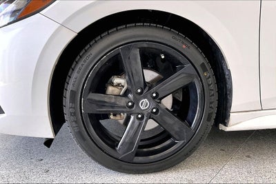 2023 Nissan Sentra SR Midnight Edition