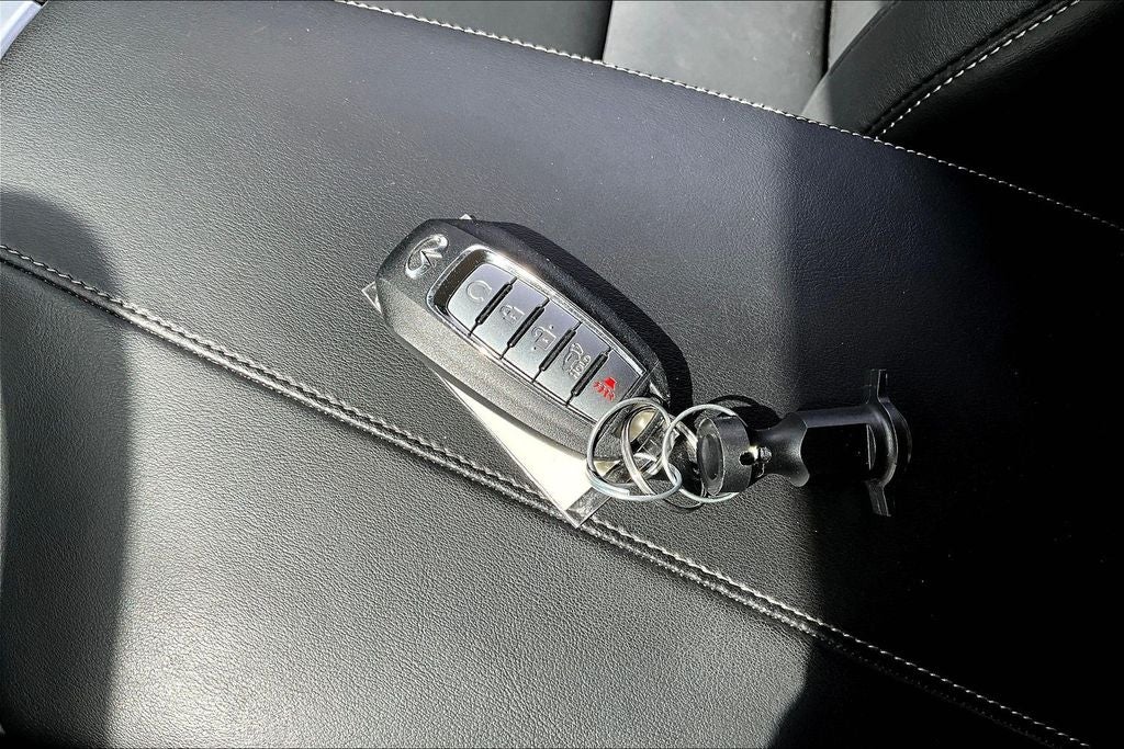 2023 INFINITI QX50 PURE