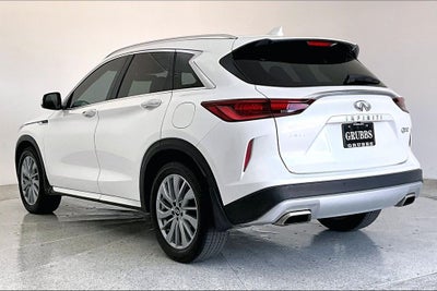 2023 INFINITI QX50 LUXE