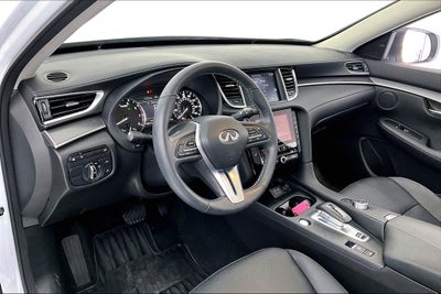 2023 INFINITI QX50 LUXE