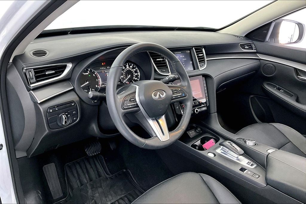 2023 INFINITI QX50 LUXE
