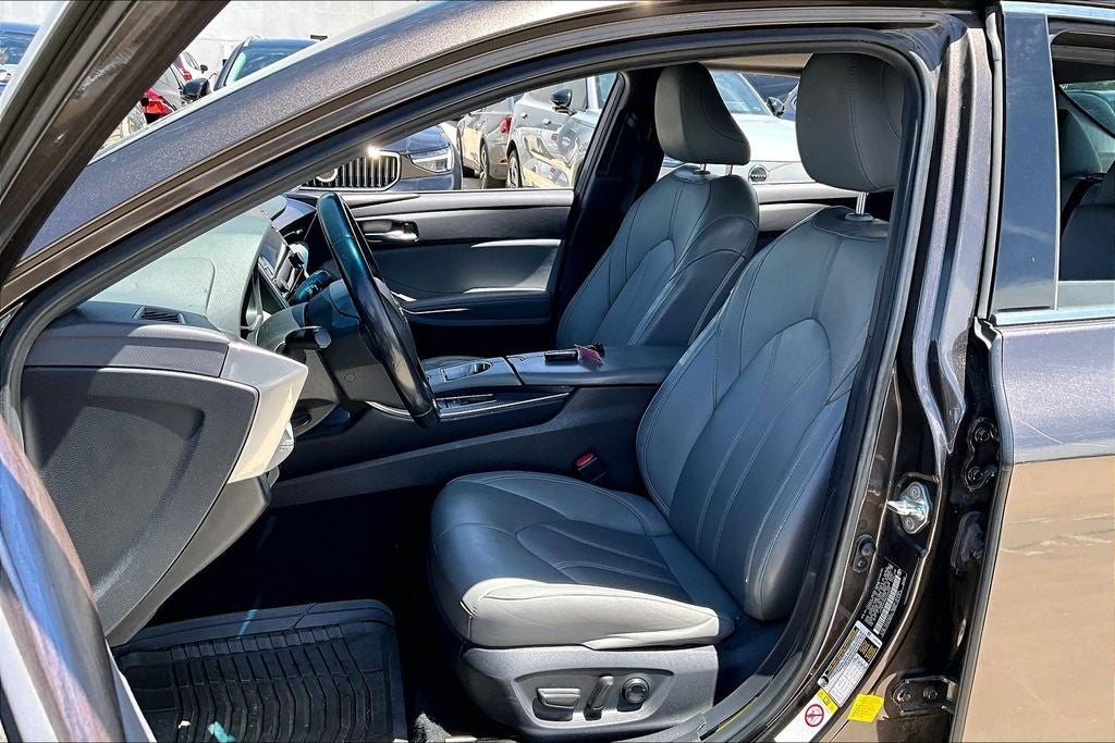 2019 Toyota Avalon XLE