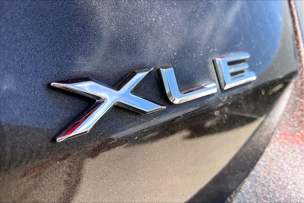 2019 Toyota Avalon XLE