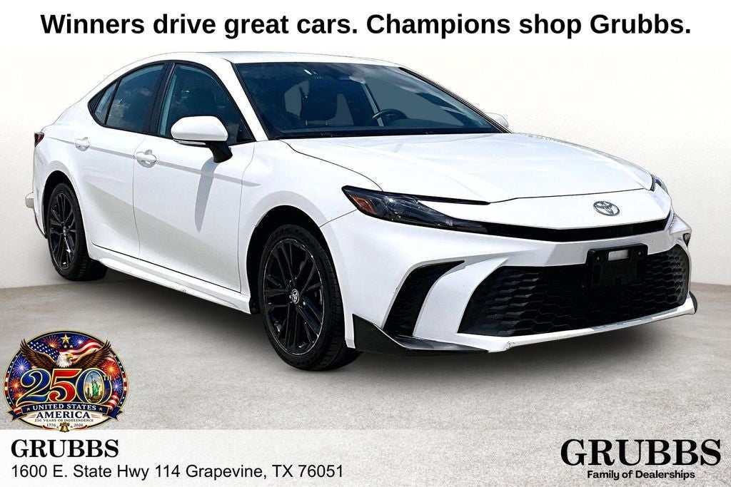 2025 Toyota Camry SE