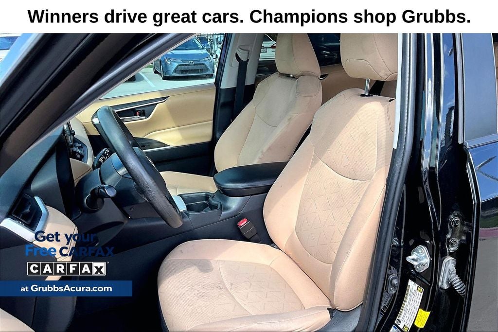 2020 Toyota RAV4 Hybrid XLE