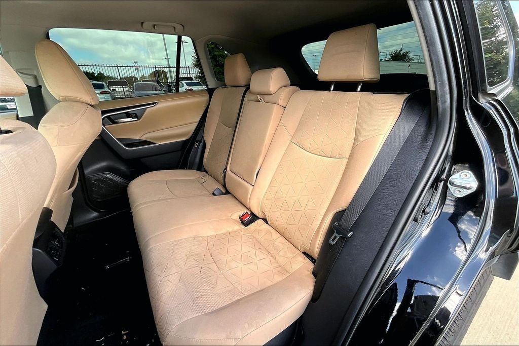 2020 Toyota RAV4 Hybrid XLE