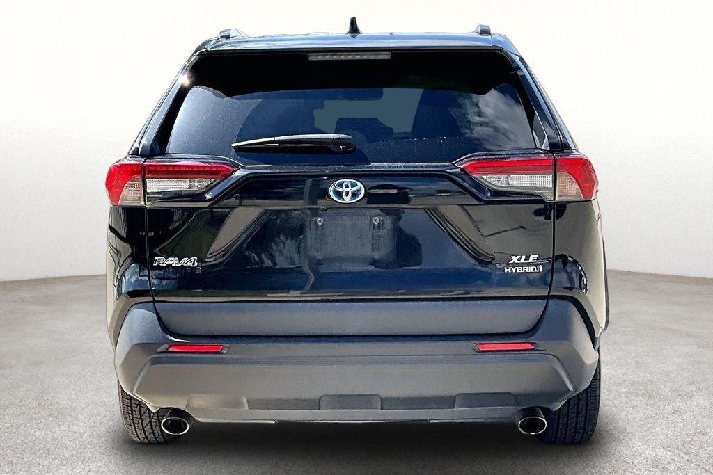 2020 Toyota RAV4 Hybrid XLE