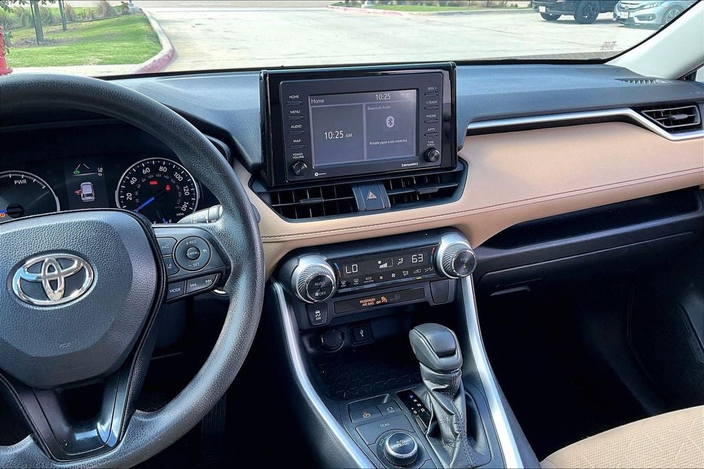 2020 Toyota RAV4 Hybrid XLE
