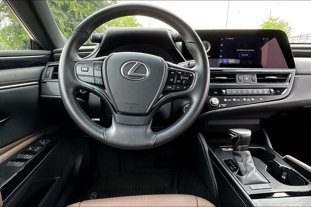 2025 Lexus ES 350