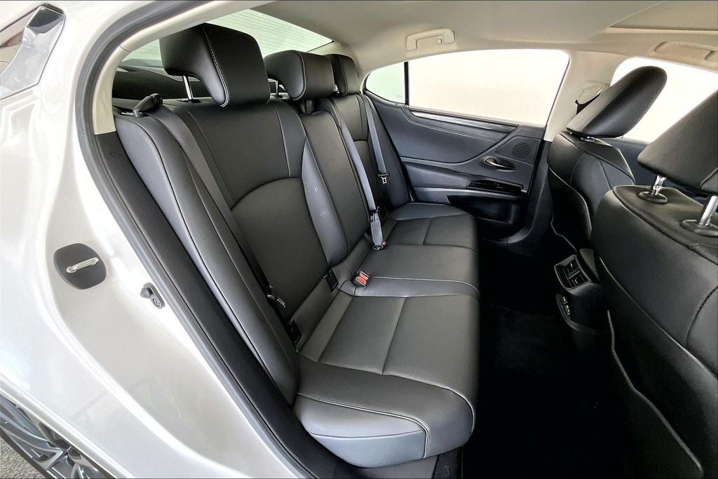 2025 Lexus ES 350