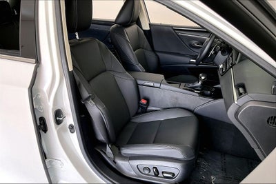 2025 Lexus ES 350