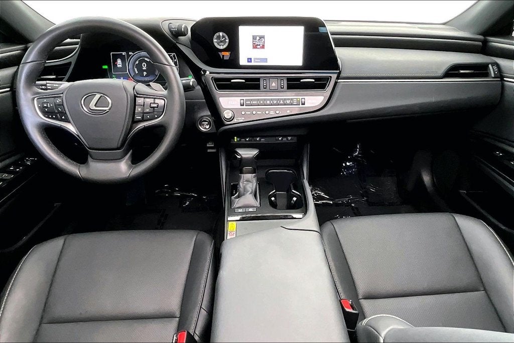 2025 Lexus ES 300h