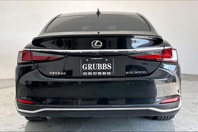 2025 Lexus ES 300h
