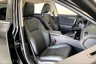 2025 Lexus ES 300h