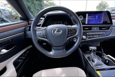 2025 Lexus ES 350