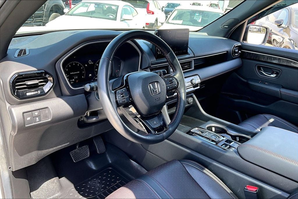 2025 Honda Pilot Black Edition