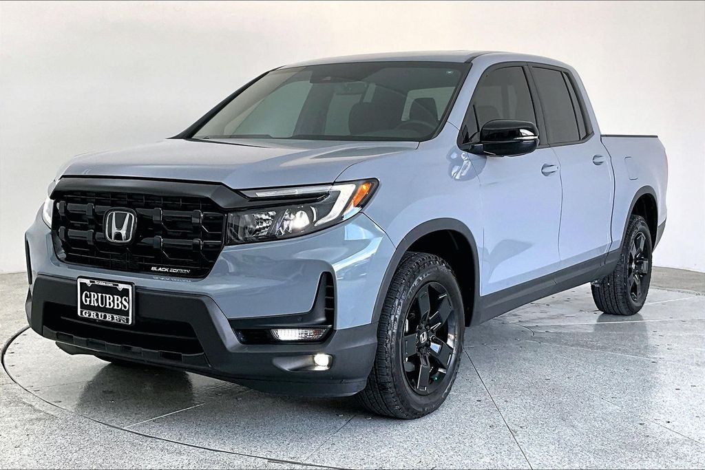 2025 Honda Ridgeline Black Edition