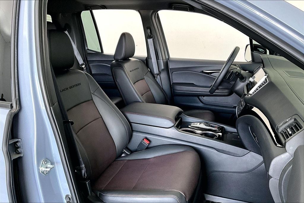 2025 Honda Ridgeline Black Edition