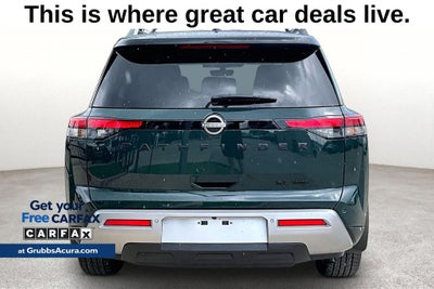 2024 Nissan Pathfinder SL