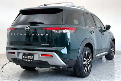 2023 Nissan Pathfinder Platinum