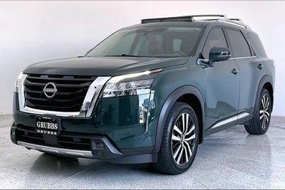 2023 Nissan Pathfinder Platinum