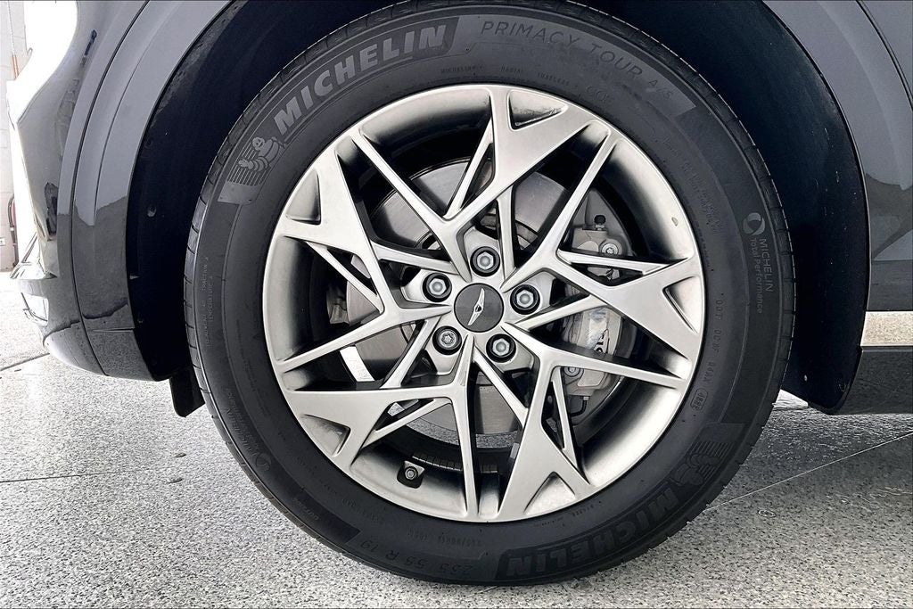 2024 Genesis GV70 2.5T