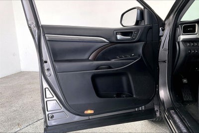 2018 Toyota Highlander Limited Platinum