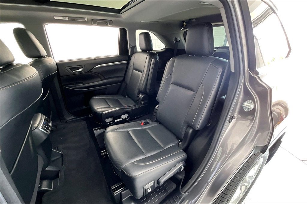 2018 Toyota Highlander Limited Platinum