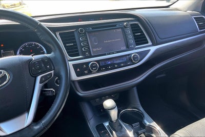 2018 Toyota Highlander Limited Platinum