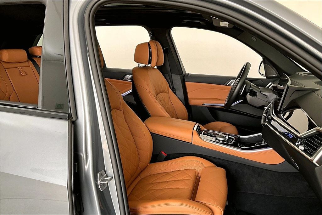 2025 BMW X5 xDrive40i M Sport