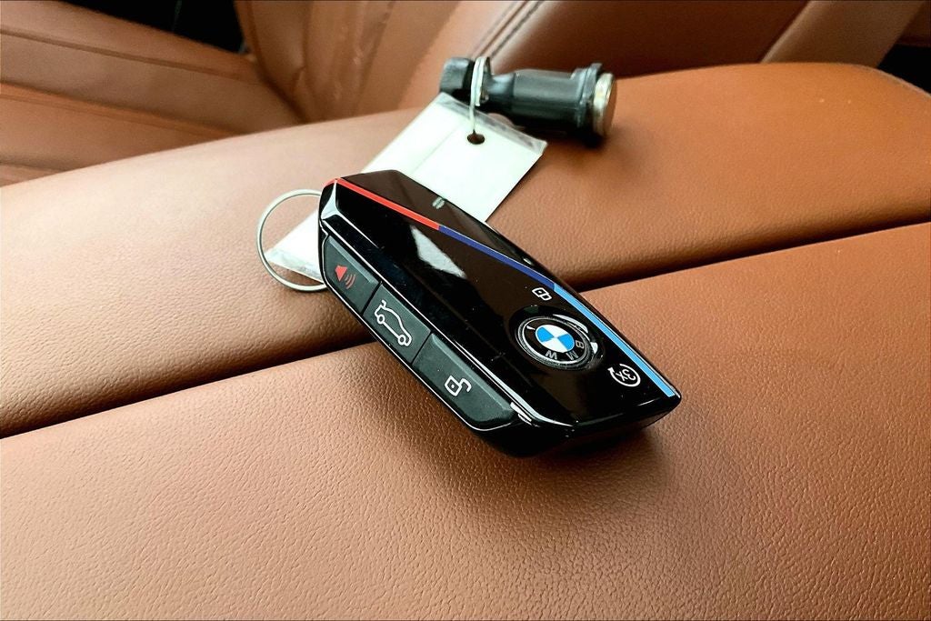 2024 BMW X7 M60i