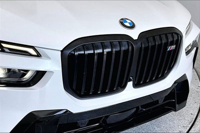 2024 BMW X7 M60i