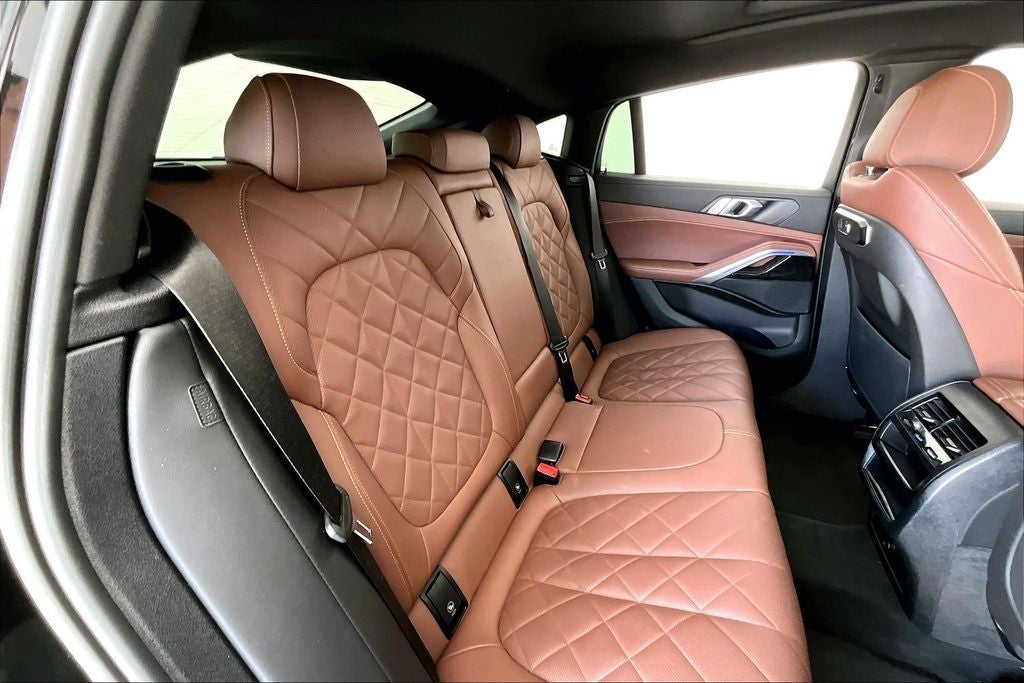 2024 BMW X6 xDrive40i M Sport